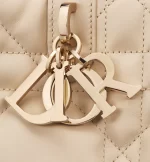 DIOR / LARGE DIOR TOUJOURS BAG Powder Beige Macrocannage Calfskin M2820OSHJ_M51U - Image 7