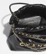 CHANEL / CHANEL 22 MINI HANDBAG Shiny Calfskin & Gold-Tone Metal Black Ref.  AS3980 B08037 94305 - Image 4