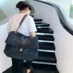 Chanel denim Shoulder bag Do old paint size: 42*27*15 CM - Image 8