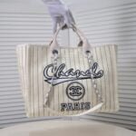 Chanel new beach bag denim bag White with little wallet size: 48*38*30*14cm - Image 2
