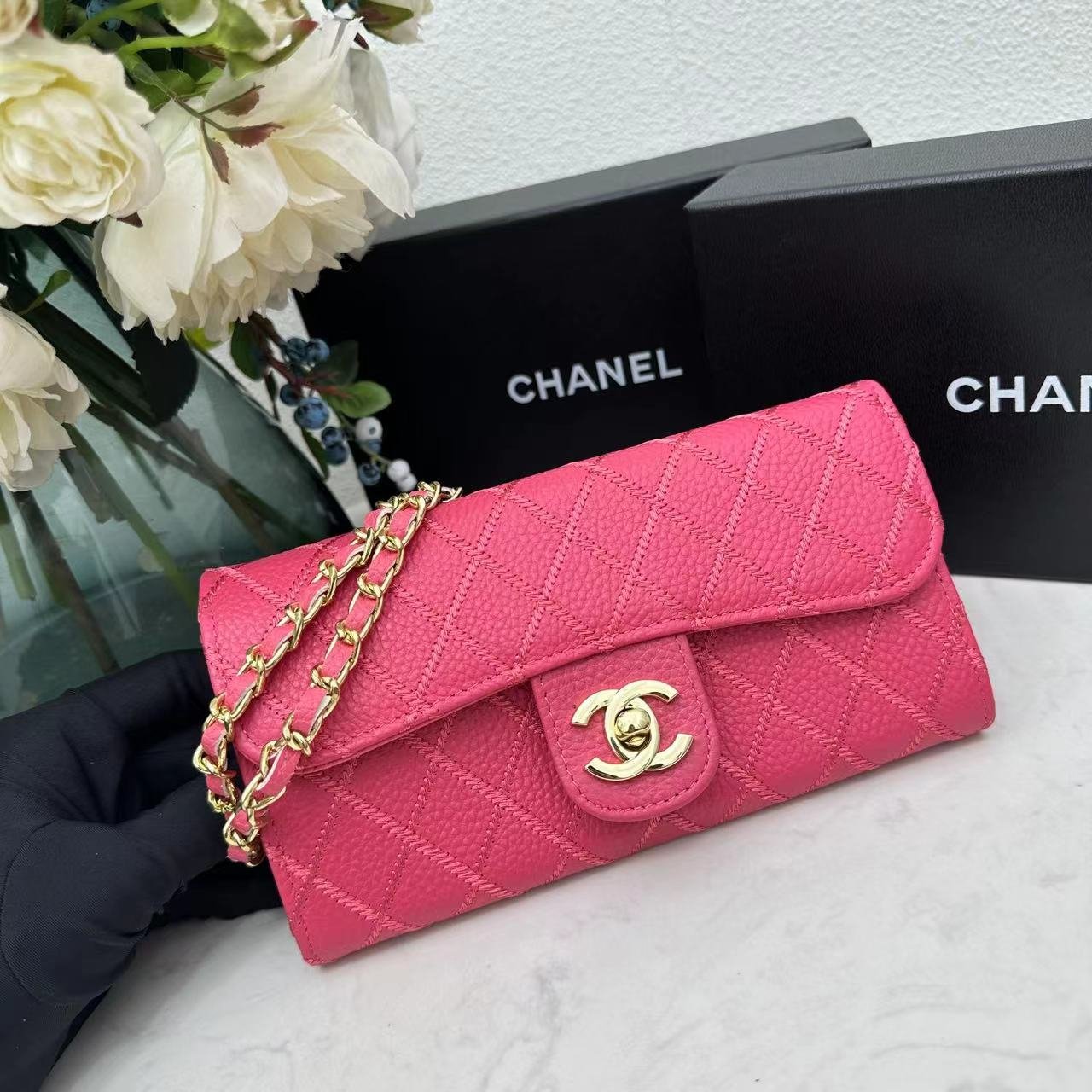 a1690350790693_6107 Chanel chain crossbody bag diamond and litchi cowhide 50098 size: 19*10*3.5㎝ - Image 1