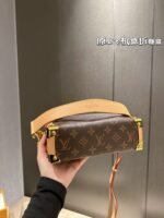 2521007 Louis Vuitton / LV Side trunk size: 24*16*8cm - Image 4