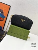 Prada denim vintage bag size:20*7*11cm