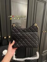 Chanel HOBO bag caviar 3690 size: 22*20cm - Image 9