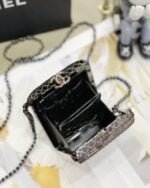 chanel22k dinner bag black Pearl string size: 11*9*4.5cm - Image 2
