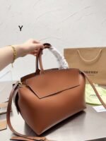 Burberry Tote brown bag size: 28* 22cm - Image 5