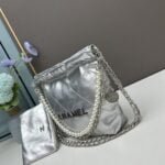 CHANEL Pearl garbage bag sliver size: 23*28*22*7cm - Image 3