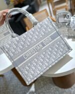 Dior embroidery Book 23 tote shopping bags size: 20cm/26cm/35cm/41cm - Image 3