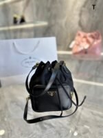 Prada  Nylon waterproof drawstring bucket bag size: 19*12*22cm - Image 4