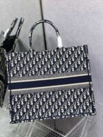 Dior oblique Letter stripe tote oversize shopping bag size:42*18*35cm - Image 4