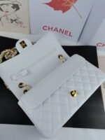 Chanel classic flap bag a01112 medium size: 15.5x25.5x6.5cm - Image 2