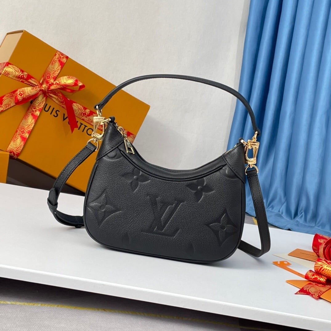 微信图片_20240222163549 Louis Vuitton / LV m46002 monogram emeinte shoulderbag size: 22×14×9cm - Image 1