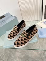 Prada 2024 New arrival flat loafers size: 35—40(41 can be customized) note shoes size and color which you want when you fill shipping address - Image 5