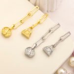 ZG2331 LV Earrings With box