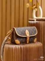 LBao2521004 LV High Quality Bag 24*15*9cm - Image 2