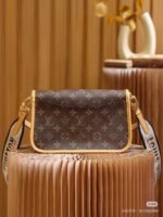 LBao2521004 LV High Quality Bag 24*15*9cm - Image 4