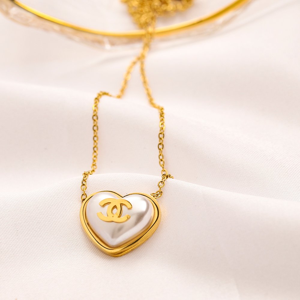 wsxc1741430360180_0 ZG1897 CHANEL Necklace with box - Image 1