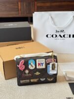 GCoPaiBao Coach Flip badge small square bag 21.5*16cm - Image 2