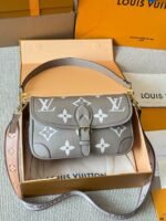 GzzLbao83 LV bag